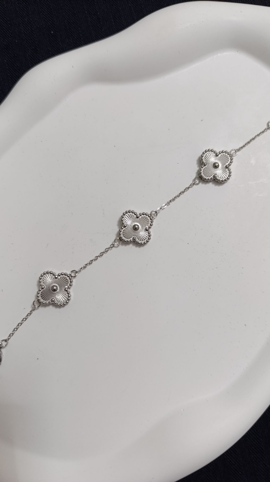 VAN CLEEF BİLEKLİK GÜMÜŞ RENK