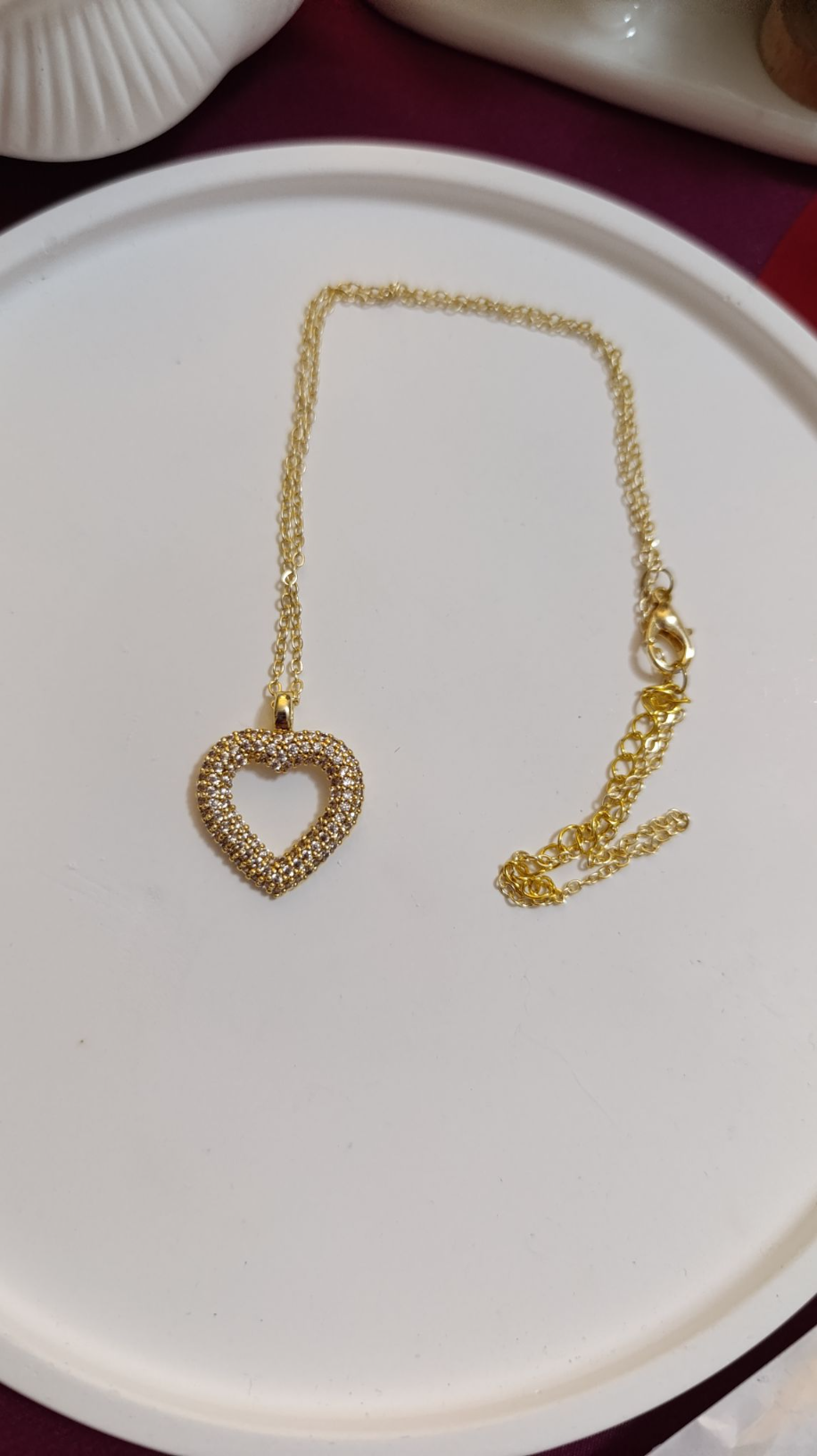 TAŞLI KALPLİ GOLD KOLYE