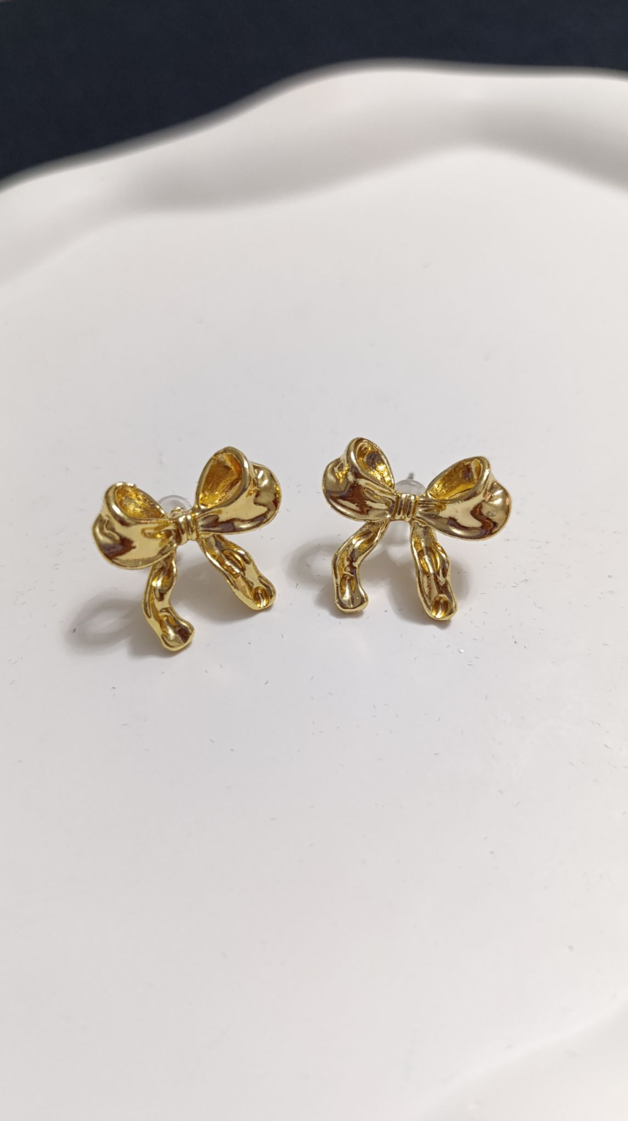 GOLD RENK FİYONK KÜPE