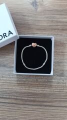 ROSE KALPLİ PANDORA BİLEKLİK