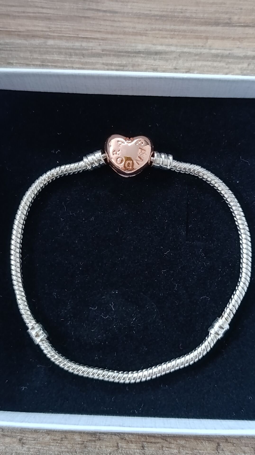 ROSE KALPLİ PANDORA BİLEKLİK